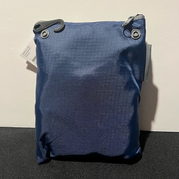 Flip & Tumble - Cross Body Bag (Navy Blue) - Picture 2 of 3